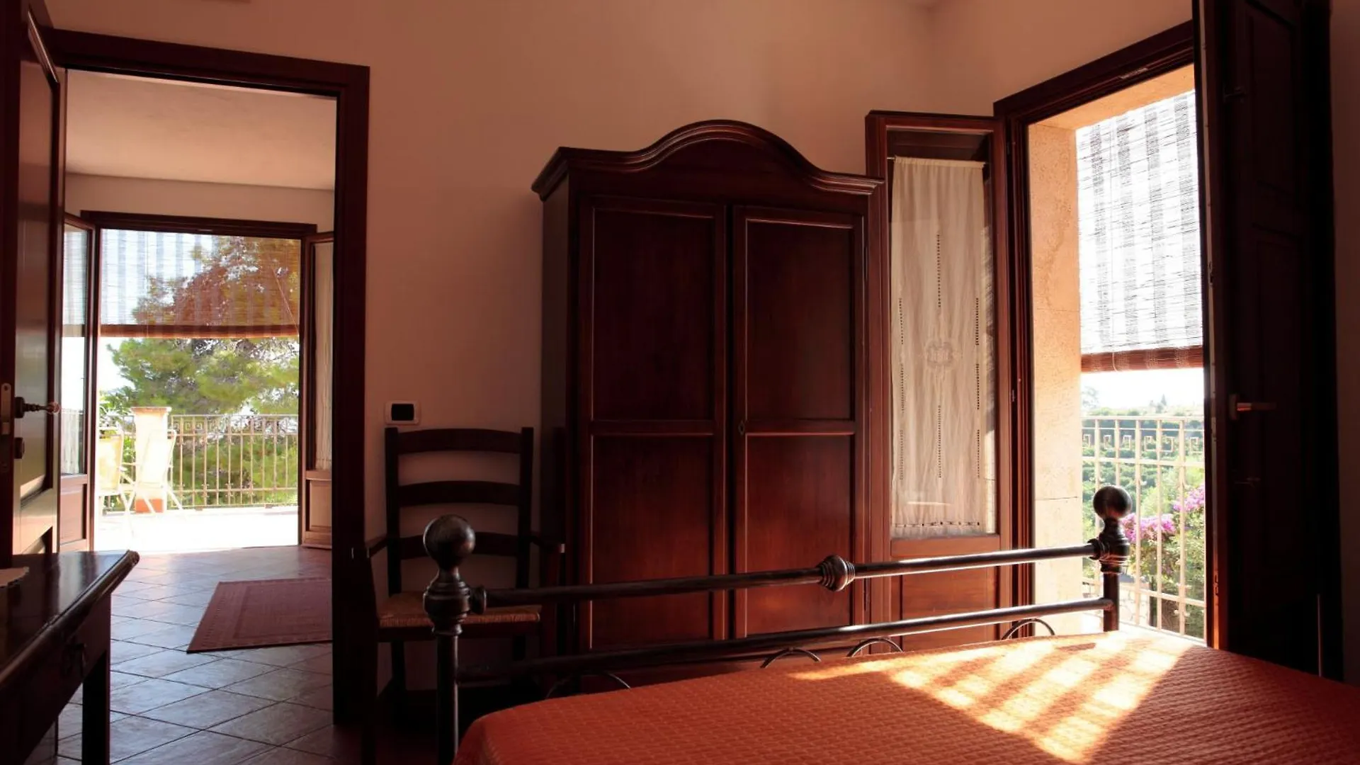 Agriturismo Borgo Levante Agnone Bagni Bauernhof